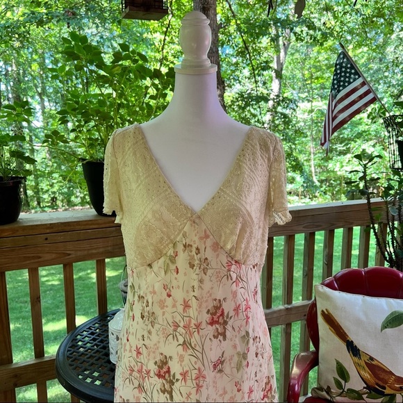 Stunning Vintage BELIEVE Midi Dress, Feminine, Size 16, fully lined. - Picture 6 of 14